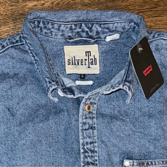 Levi’s SilverTab Oversized Denim Work Shirt - Japan - Picture 3 of 8